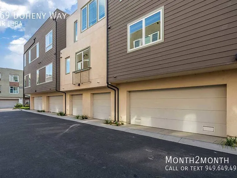 769 Doheny Way — Photo 44