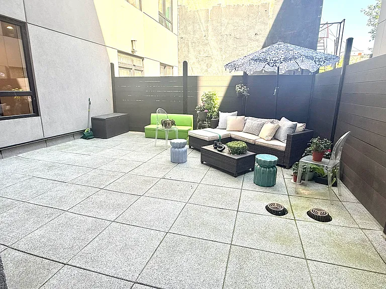 2337 Bedford Ave #4B — Photo 20