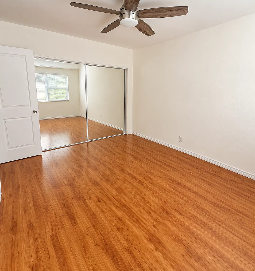 1 bed, $2,450 — Photo 3