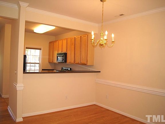 4th image of 1866 Birmingham Dr