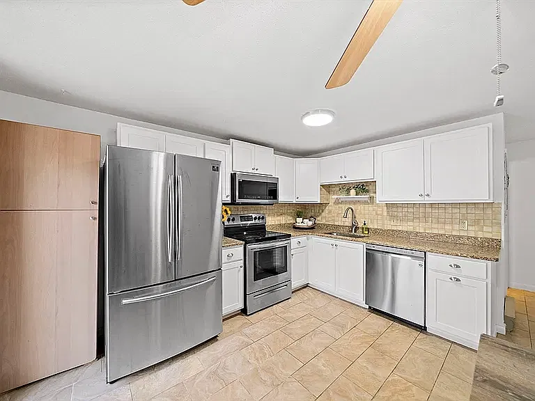 2 bed, 1540 sqft, $2,900 — Photo 3