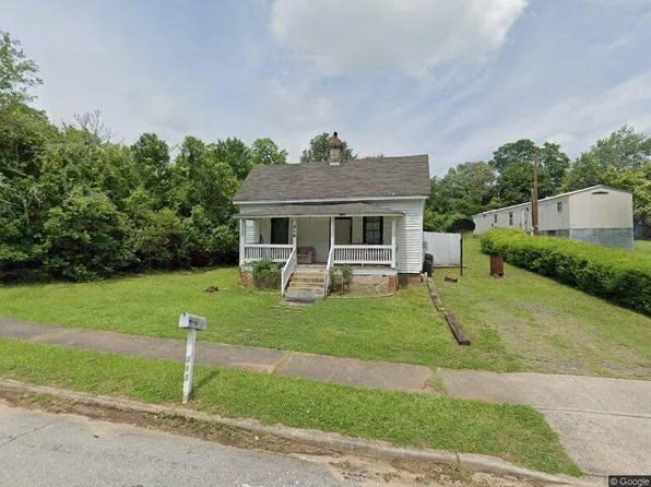215 8th St, Winnsboro, SC 29180