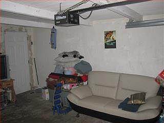 4th image of 1751 Everglade Ave