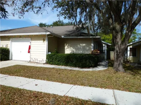 4537 Cedarwood Village Dr, Tampa, FL 33624