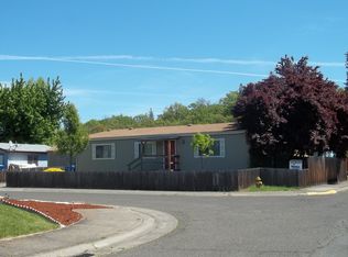 537 Meadow Ln, Eagle Pt, OR 97524