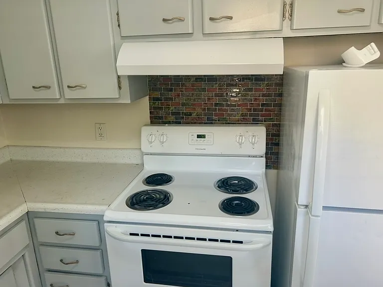 27 Forbus St #17 — Photo 11
