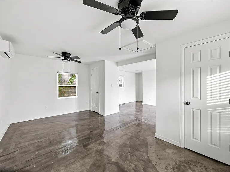 7303 Market St — Photo 11
