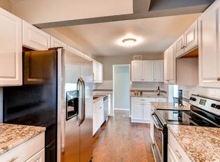 900 Zion St, Aurora, CO 80011