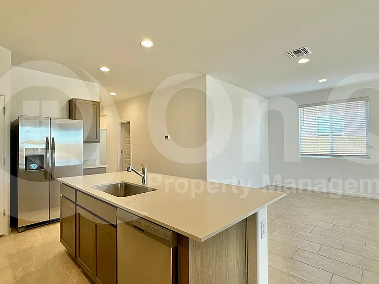 3254 N 98th Ln — Photo 14