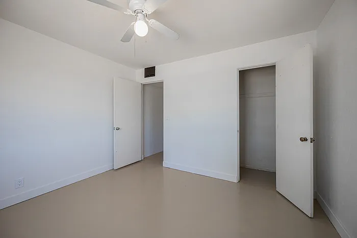 2449 E Fairmount Ave #1 — Photo 20