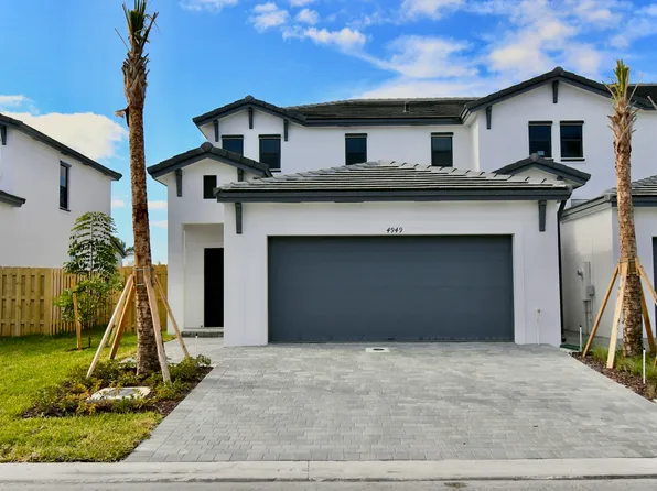4949 Peacock Way, Fort Lauderdale, FL 33312