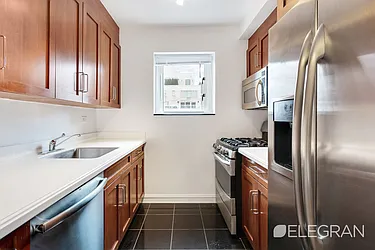 Rented by (Legacy) Elegran