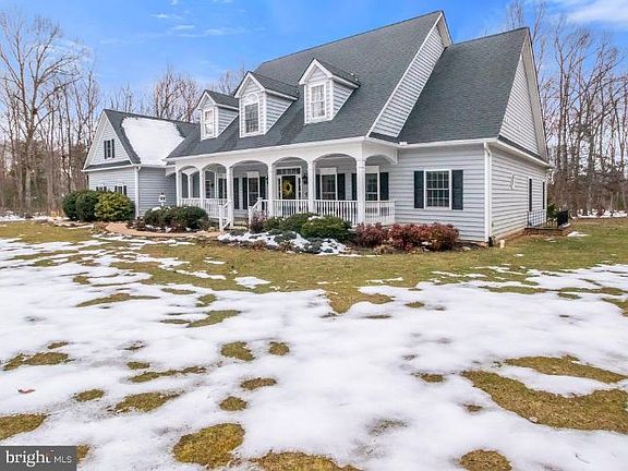 5th image of 31325 Paynes Farm Dr