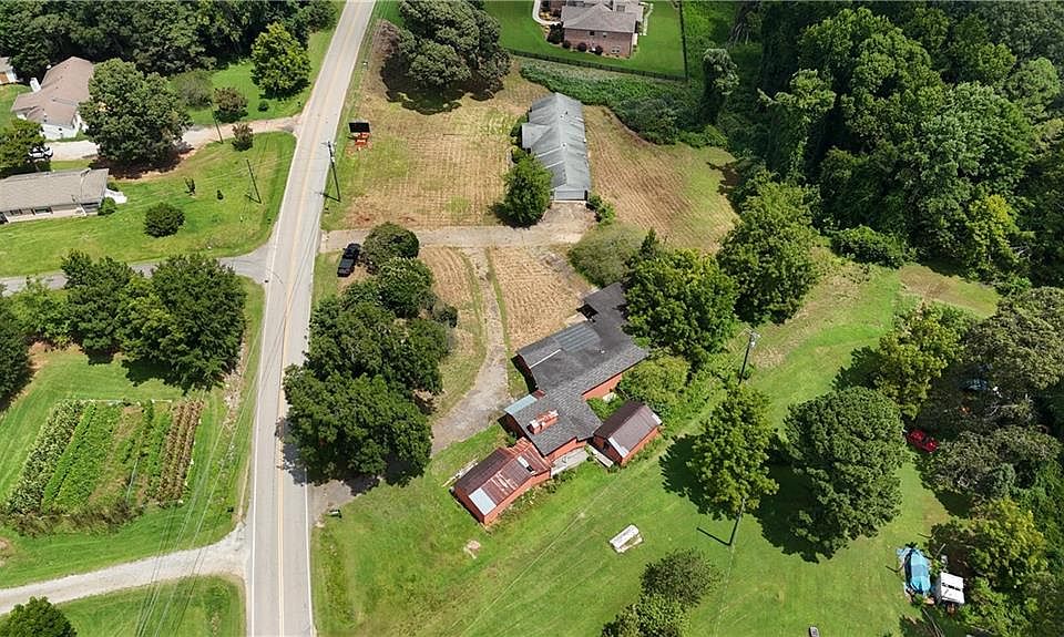 1st image of 2859 N Bogan Rd #1