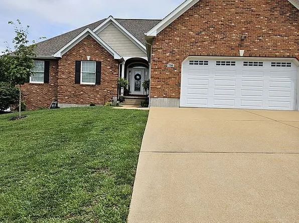716 Windy Ridge Dr, Washington, MO 63090