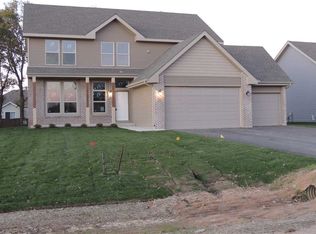 627 Biscayne Pl, Roscoe, IL 61073