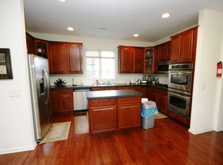 15 Troon Dr, Newton, NJ 07860