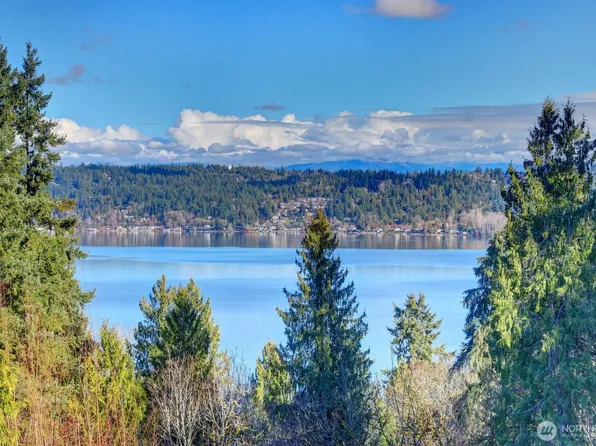 460 168th Avenue SE, Bellevue, WA 98008