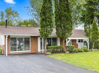595 Aberdeen St, Hoffman Estates, IL 60169