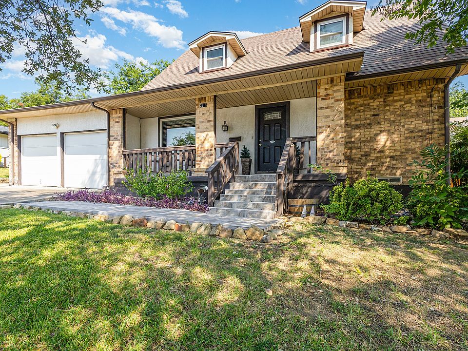 1st image of 2513 Briarcliff Dr