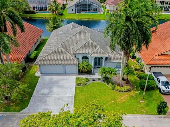 9912 NW 49th Pl, Coral Springs, FL 33076