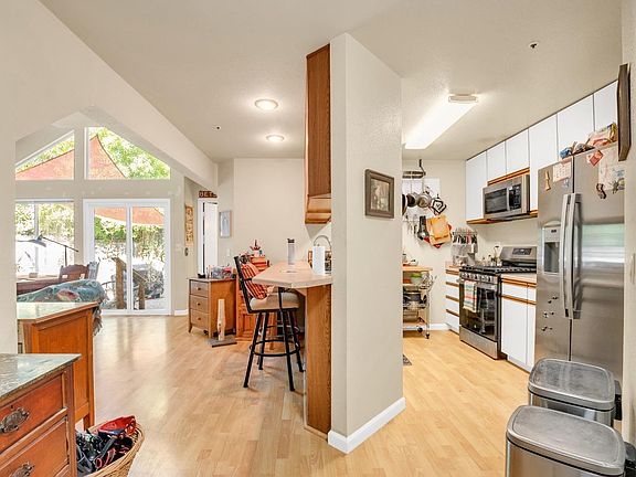 2nd image of 135 Forno Way