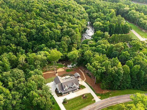 5th image of 109 Forest Pointe Dr