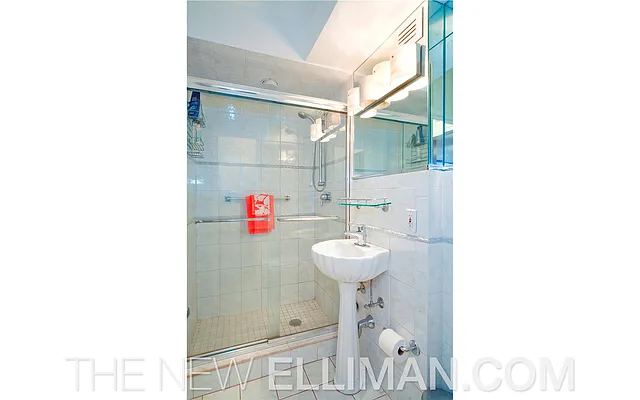 Sold by Douglas Elliman | media 16