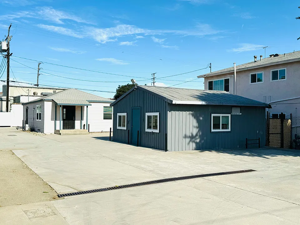 164 S 3rd Ave