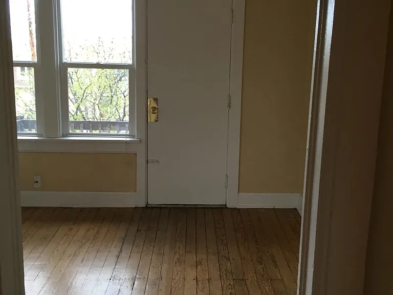 760 E 11th Ave #4 — Photo 11