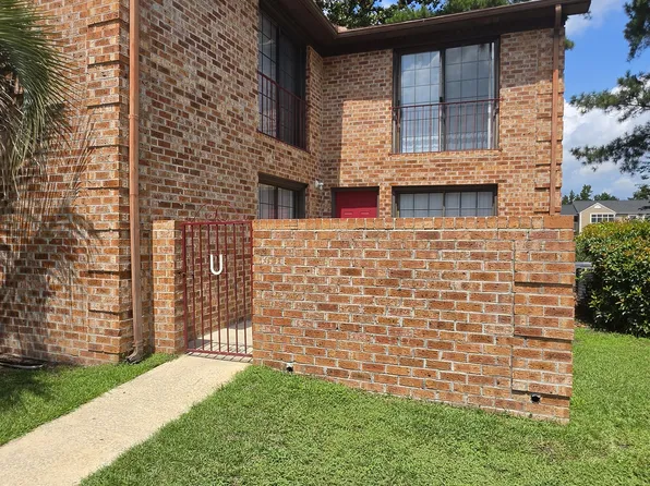 721 Coventry Ln APT U, Florence, SC 29501
