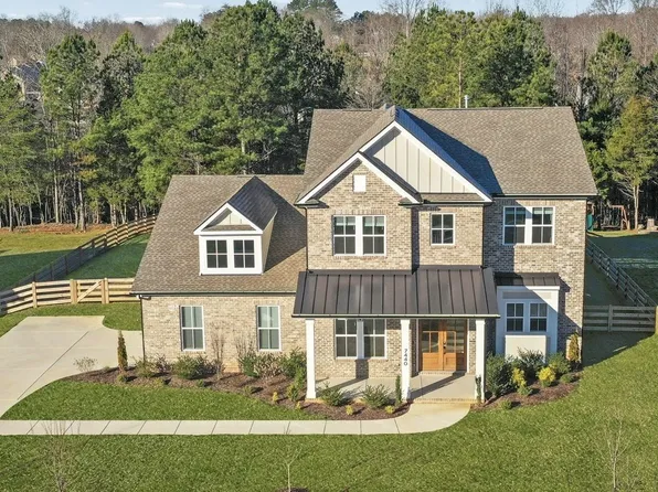 7440 Atwater Cir, Fairview, TN 37062