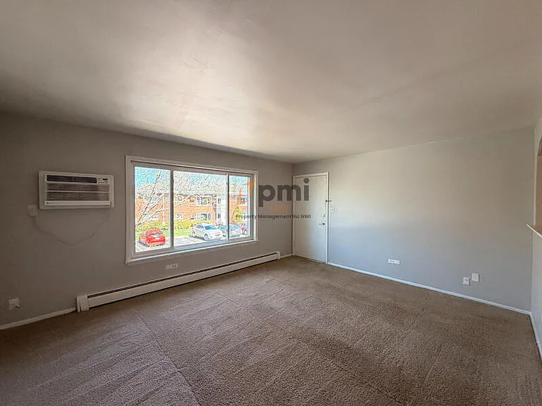 111 Harrington Ave #8 — Photo 4