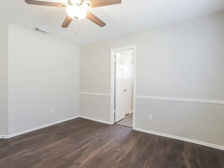 10318 Bushy Creek Dr — Photo 9