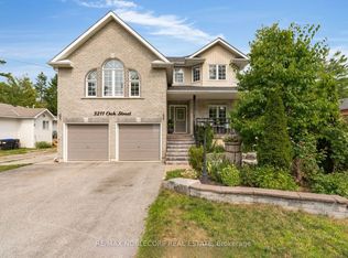 3211 Oak St, Innisfil, ON L9S2K3