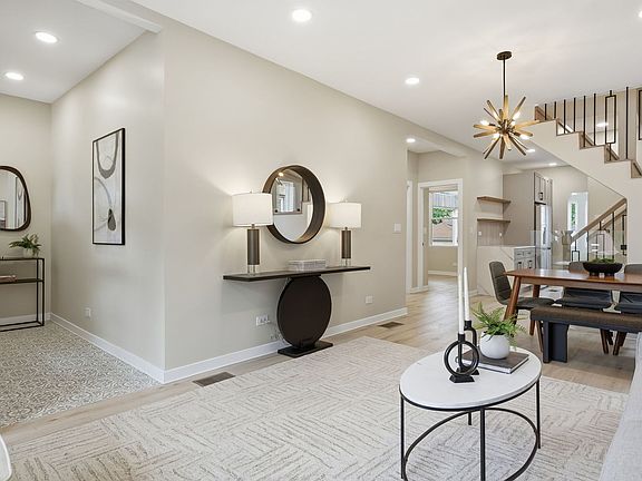 4th image of 4431 N Marmora Ave