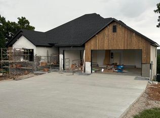 346 Sunset Dr, Saddlebrooke, MO 65630