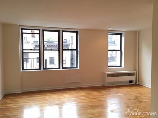 Rented by City Connections Realty | media 16