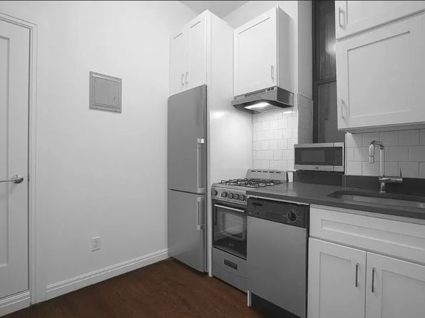 57 W 10th St APT 1BC