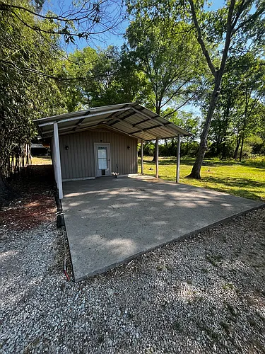 325 Tipton Rd #1 Photo 1