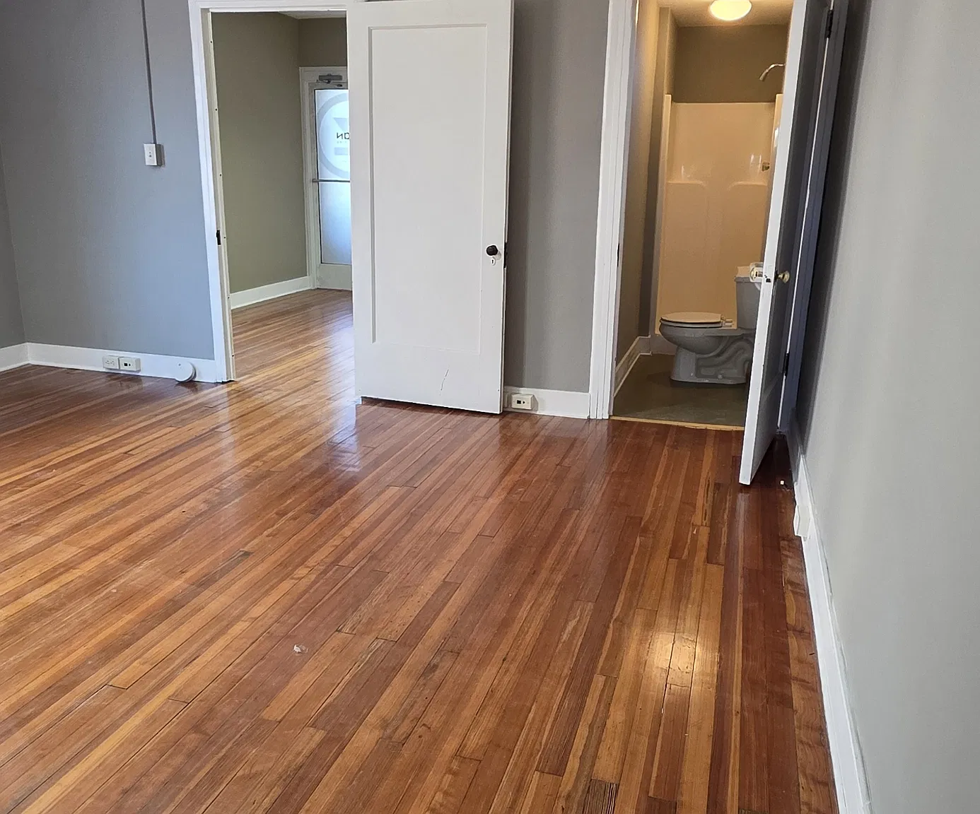 104 West Chestnut Street - 3F — Photo 1