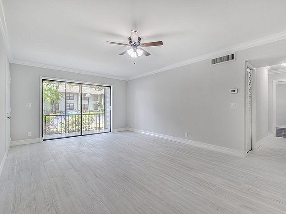 4th image of 9780 Pineapple Tree Dr APT 105