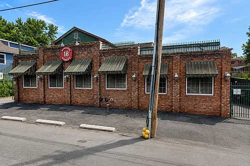 16 Livingston St #E Photo 1