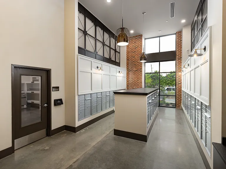 915 Glenwood Apartments on the Beltline — Photo 60