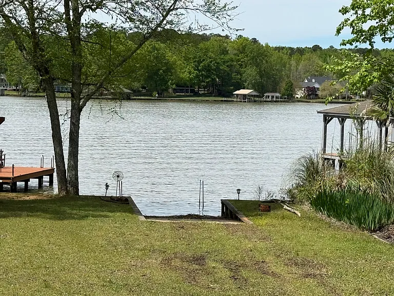 126 Village Ln — Photo 31
