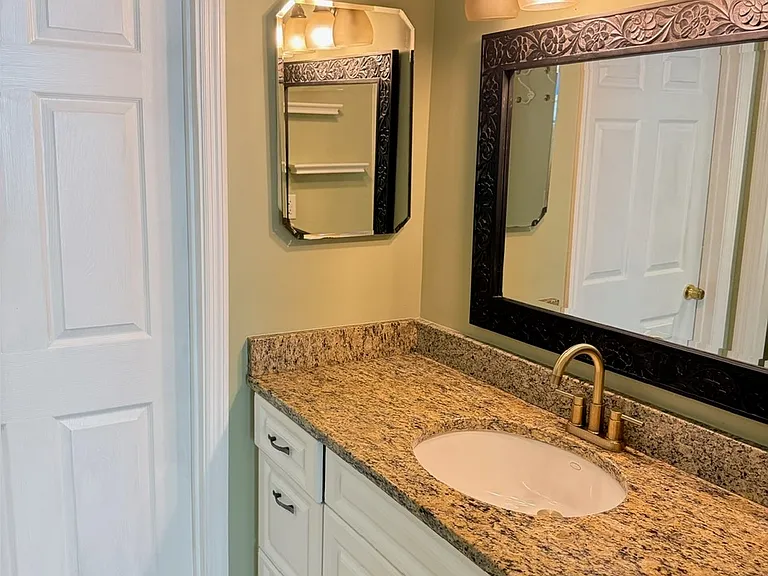 1934 Westminster Cir #9-5 — Photo 15
