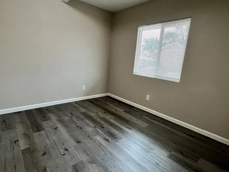 4674 Fleming Way #B — Photo 6