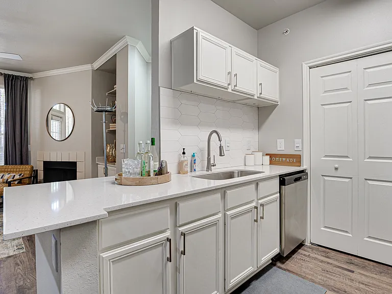 Mason Apartment Homes — Photo 16