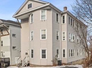 15 Hillside St #3, Worcester, MA 01610