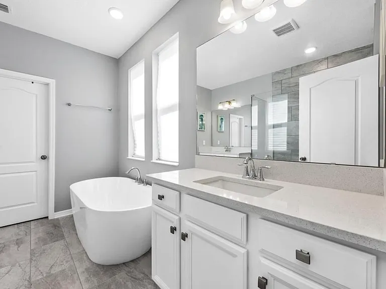 640 Bayern Ln — Photo 14